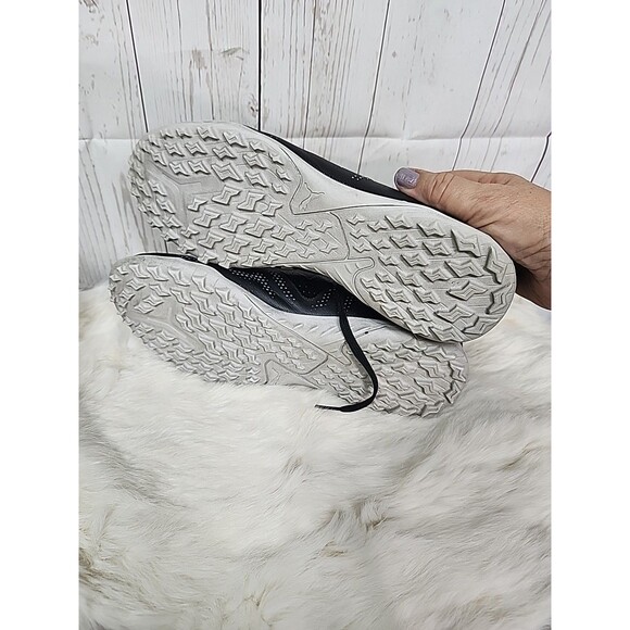 Men’s size 8.5 PUMA FUTURE PLAY IT INDOOR SOCCER SHOEs - Picture 7 of 8